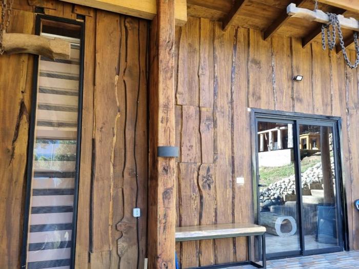 Cabañas entre coihues