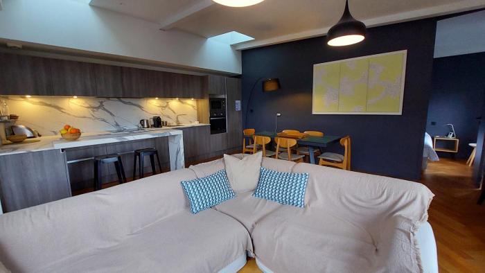 Appartement spacieux 3 chambres avec terrasse - Chartrons