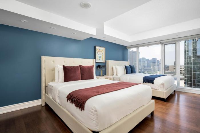 Centrally located 2 Bd 2 Bth + Parking