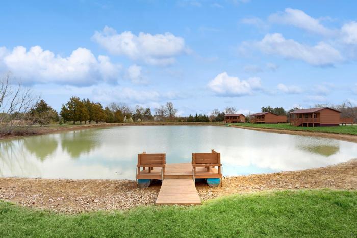 Lakefront, Pet-Friendly Studio Cabin with Porch