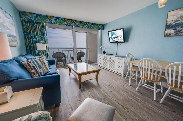 Newly Updated, Beachside Spectacular at Bay Watch