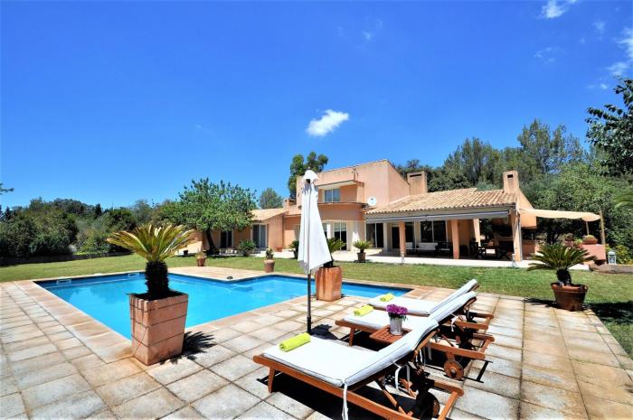 Villa Oasis, Private Pool, Tennis Court & Nature in Bunyola