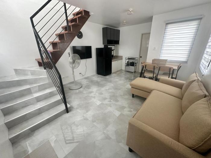 RS Transient House 2 Staycation - San Lucas Lipa