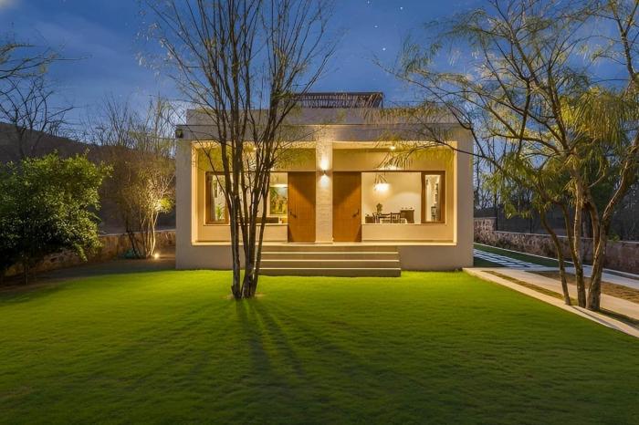 Stayvista at The Owl House, 4BHK Villa, A Hidden Gem near Amity University, Kukas Jaipur