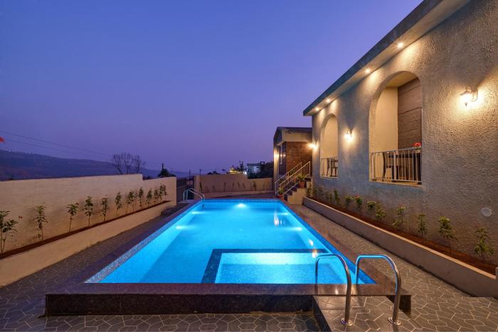 Breeze Resort Panhala , Swimming Pool, Just 5 Minutes From Panhala!