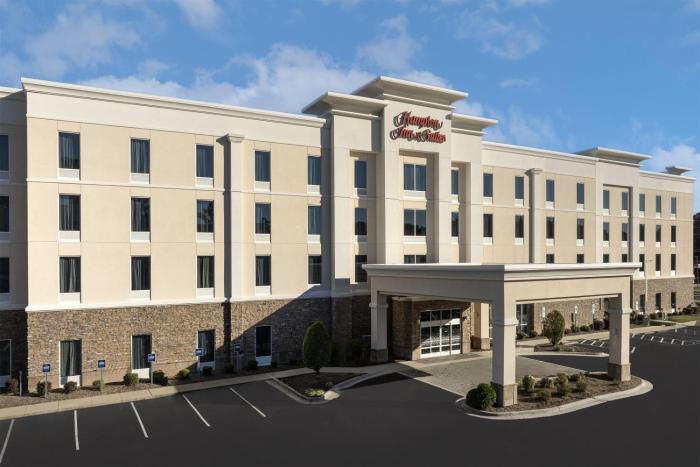 Hampton Inn and Suites Fayetteville, NC
