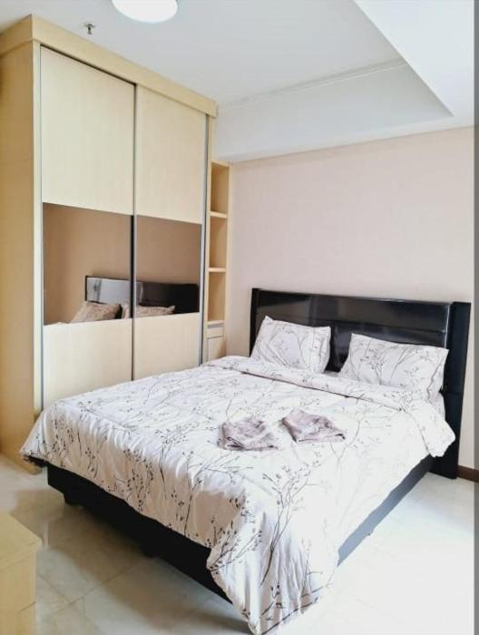 Apartment Royal Mediterania Garden, Lokasi Central Park Mall