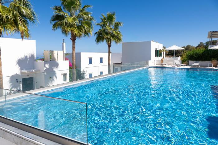 Outstanding Apartment in an Unique Aegean Inspired Settlement