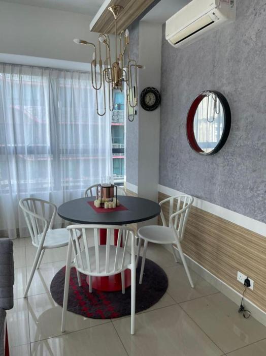 Arte Plus Homestay Condo