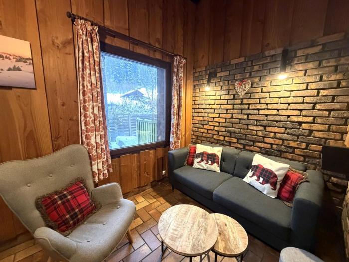 LA POMME DE PIN 2 Appartement avec terrasse