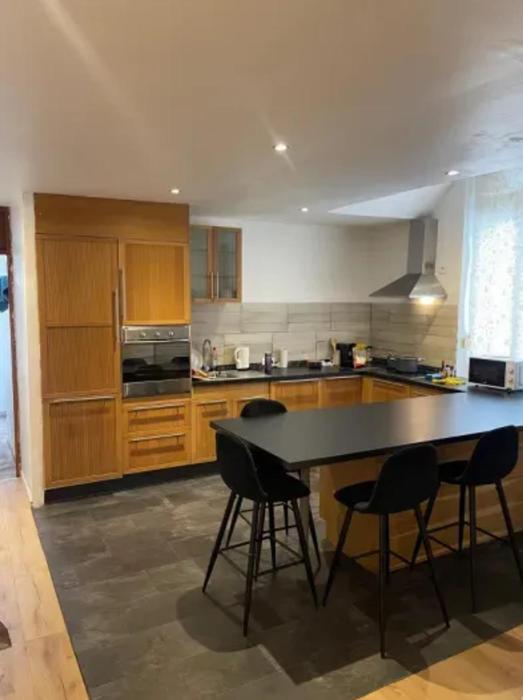 House with 3 bedrooms in Mons, 120 m², garden