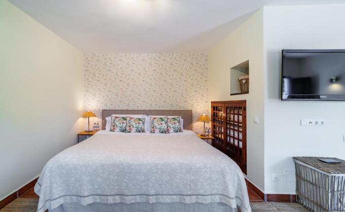 Sierra Blanca Bungalow