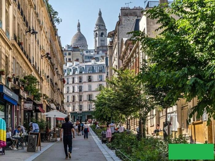 Steps from Montmartre Charming & Spacious 2-3 rooms Apartment