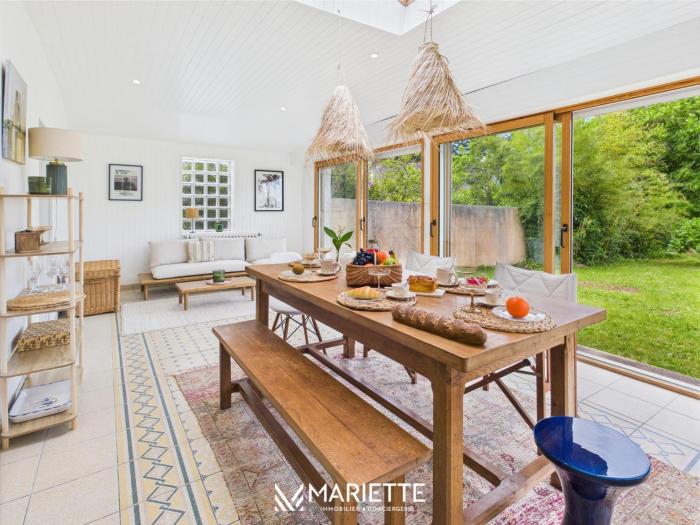 -SUZANNE- Maison de charme au coeur de Nevez