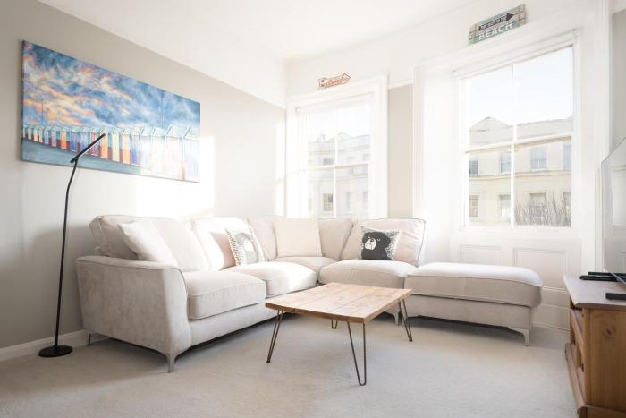 Modern Luxury Two Bed Flat - Central Hove
