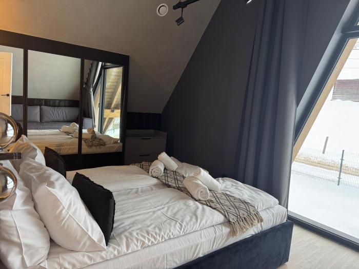 Luxury Villas by BQQK