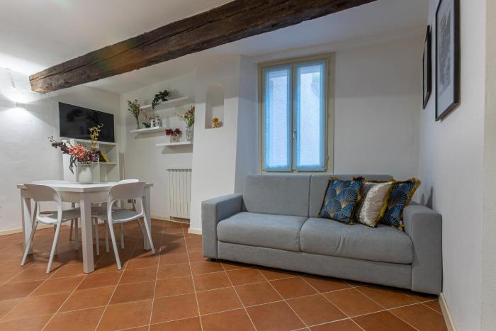GuestHost - Charming Apartment Ferrara Int - 3