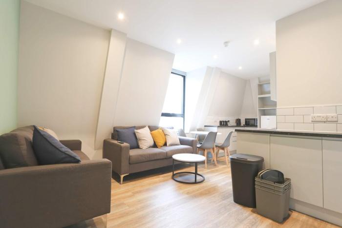 Four Bedroom Flat in the City Centre