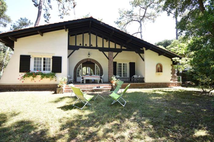 Cante lAouset - Hossegor villa en bordure du golf et tout proche des terrains de tennis et du centre ville