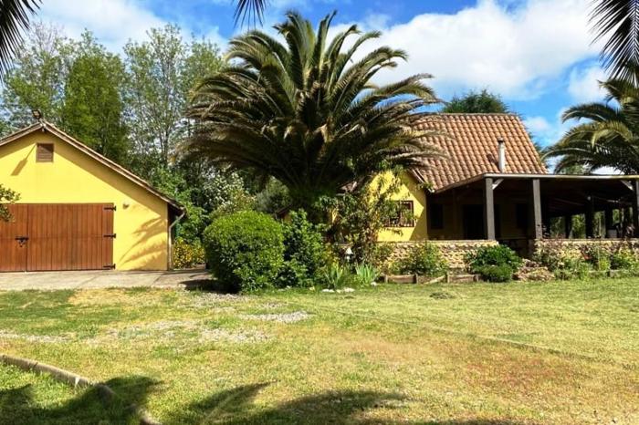 Hermosa Casa de campo con vista a la montaña