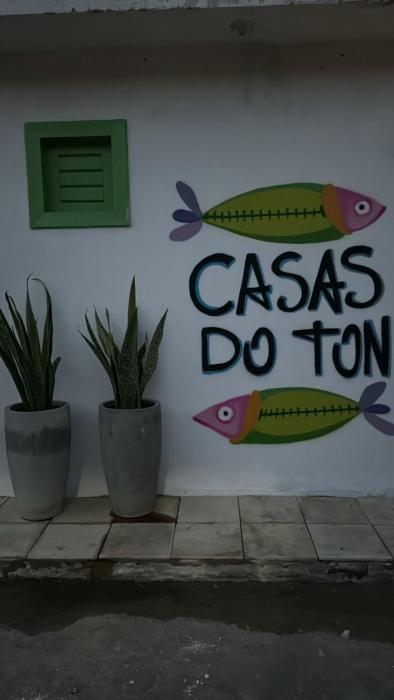 Casas do Ton na Praia da Redonda