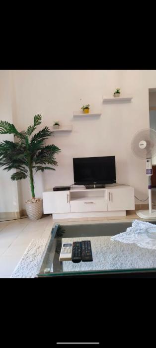 شقة مفروشة مكيفة ف الشيخ زايد