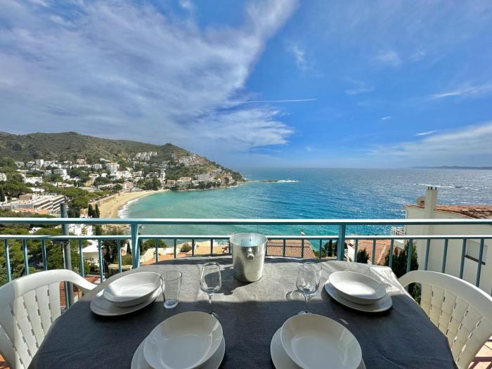 Apartamento luminoso en Rosas con parking, cerca de playa Canyelles - ES-319-46