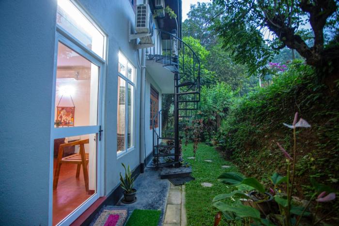 SUPERFINE Apartment