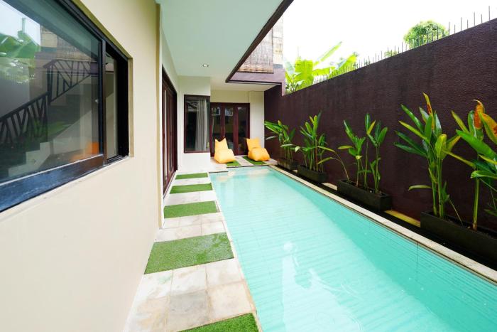 6 Bedrooms with Private Pool - Twin Villa Pengiyasan