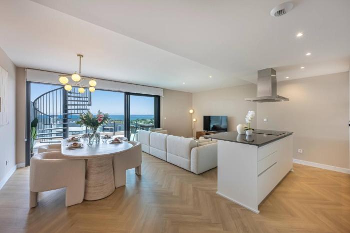 Fancy and Minimalist Flat in Estepona l Sea views