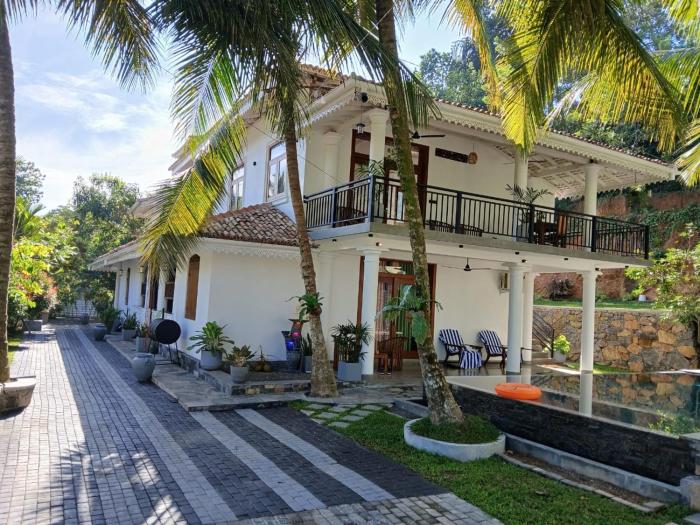 Unawatuna Heritage Villas