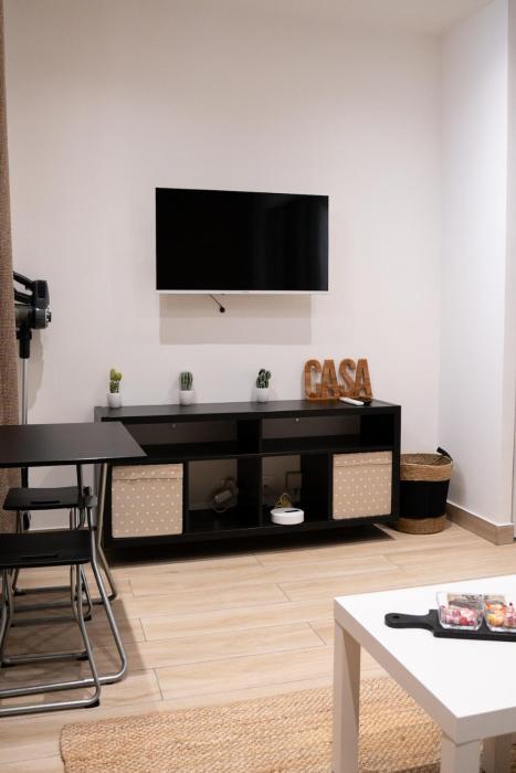 classy studio Zola - Metro 13 - ground floor