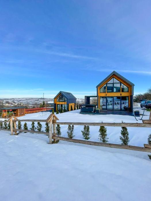 Piotrowiczówka Osada w Szczyrzycu