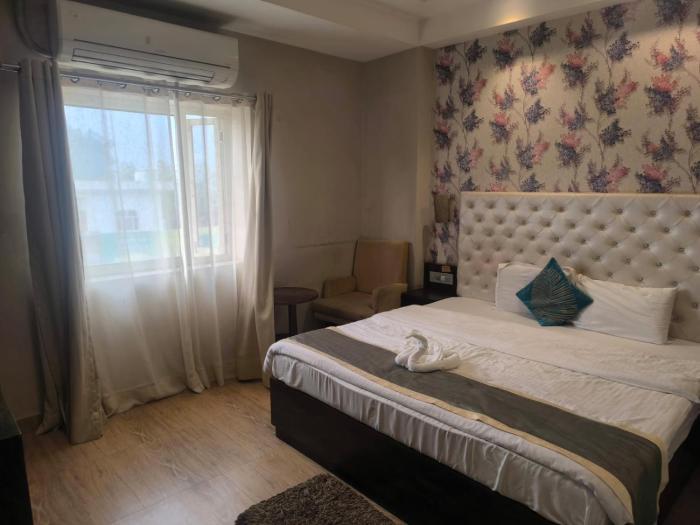 Hotel golden deep