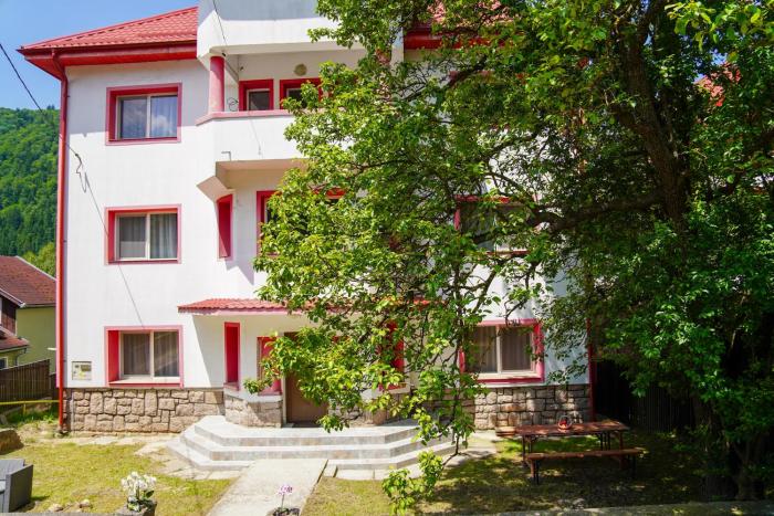 Spiralwood Boutique House