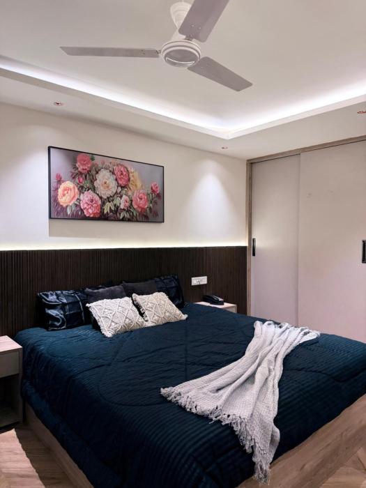 Twilight nest stays near expo