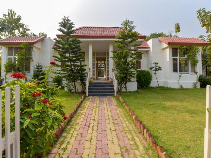 DanCenter Ayut Sidhhi Villa | 3BHK | Pvt Pool | Jaipur