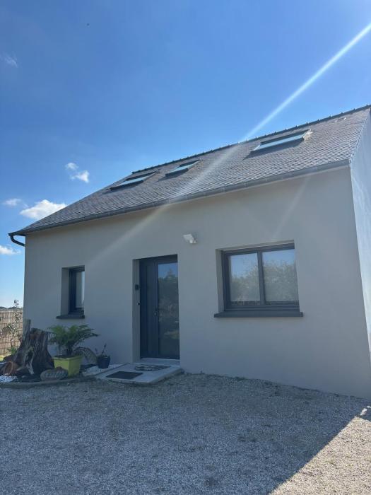 Lembrun - maison harmonieuse - proche de la mer