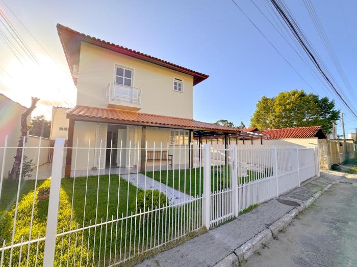 Casa aconchegante há 400 metros da praia