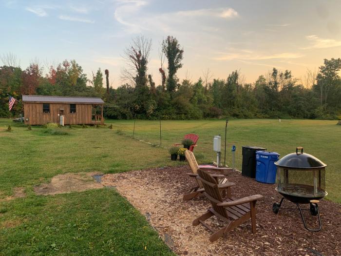 Campsite Retreat with hostel cabin