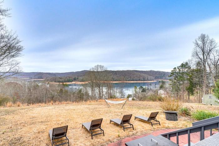 Mtn & Lake Norris Views: Family Home w Game Room!