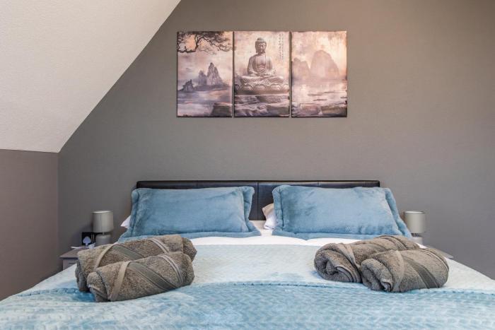 Golden Buddha Retreat