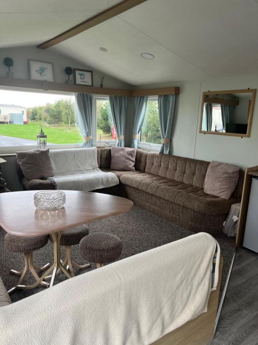 Meadow lakes golden palm resort