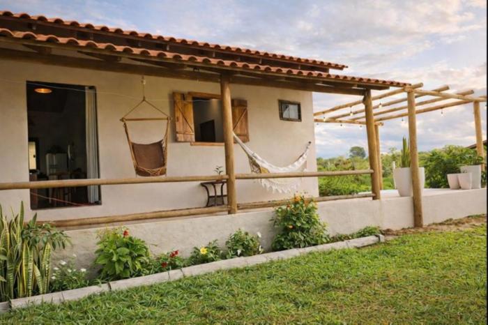 Refúgio com Jacuzzi Privativa & Vista da Serra