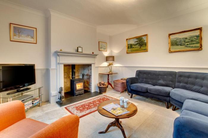 4 Bed in Swanage oc-wy464