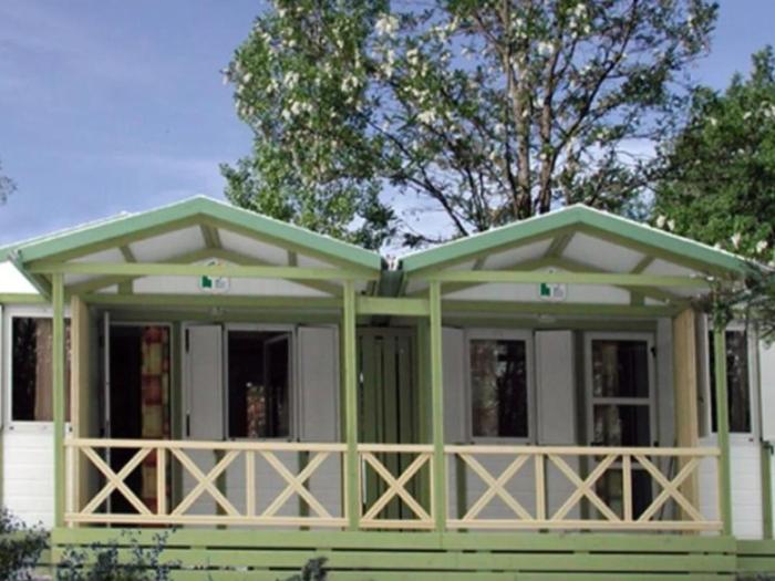 Chalet 8 personnes avec terrasse à Neffes - API-1-52-1181