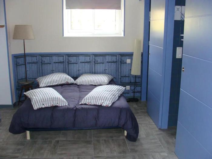 Ancienne Fromagerie : Gîte avec Accès Canal, Jardin et Terrasse - FR-1-489-608