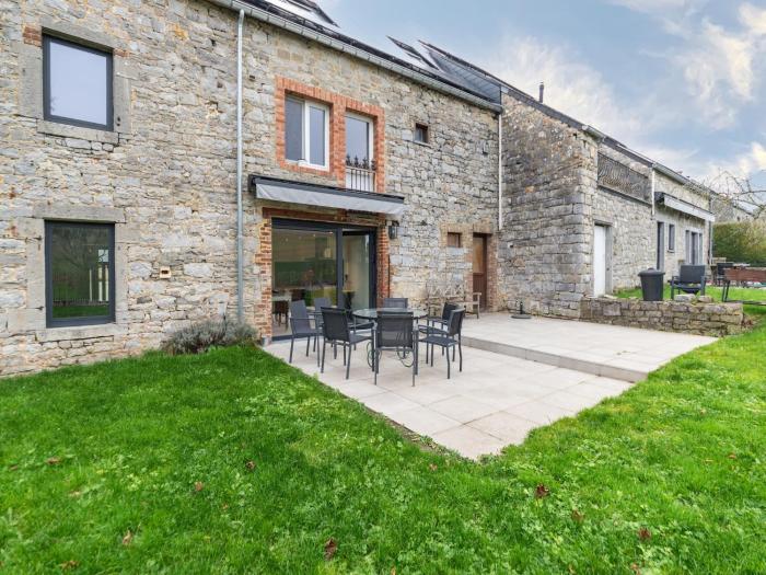 Charming holiday home with garden