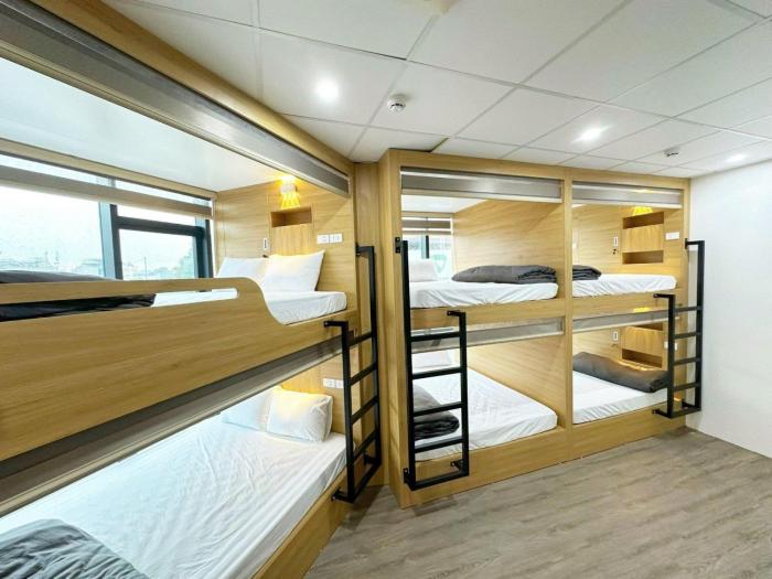 Ha Noi Capsule Station Hostel