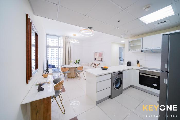 Magnificent Two Bedroom Beachfront